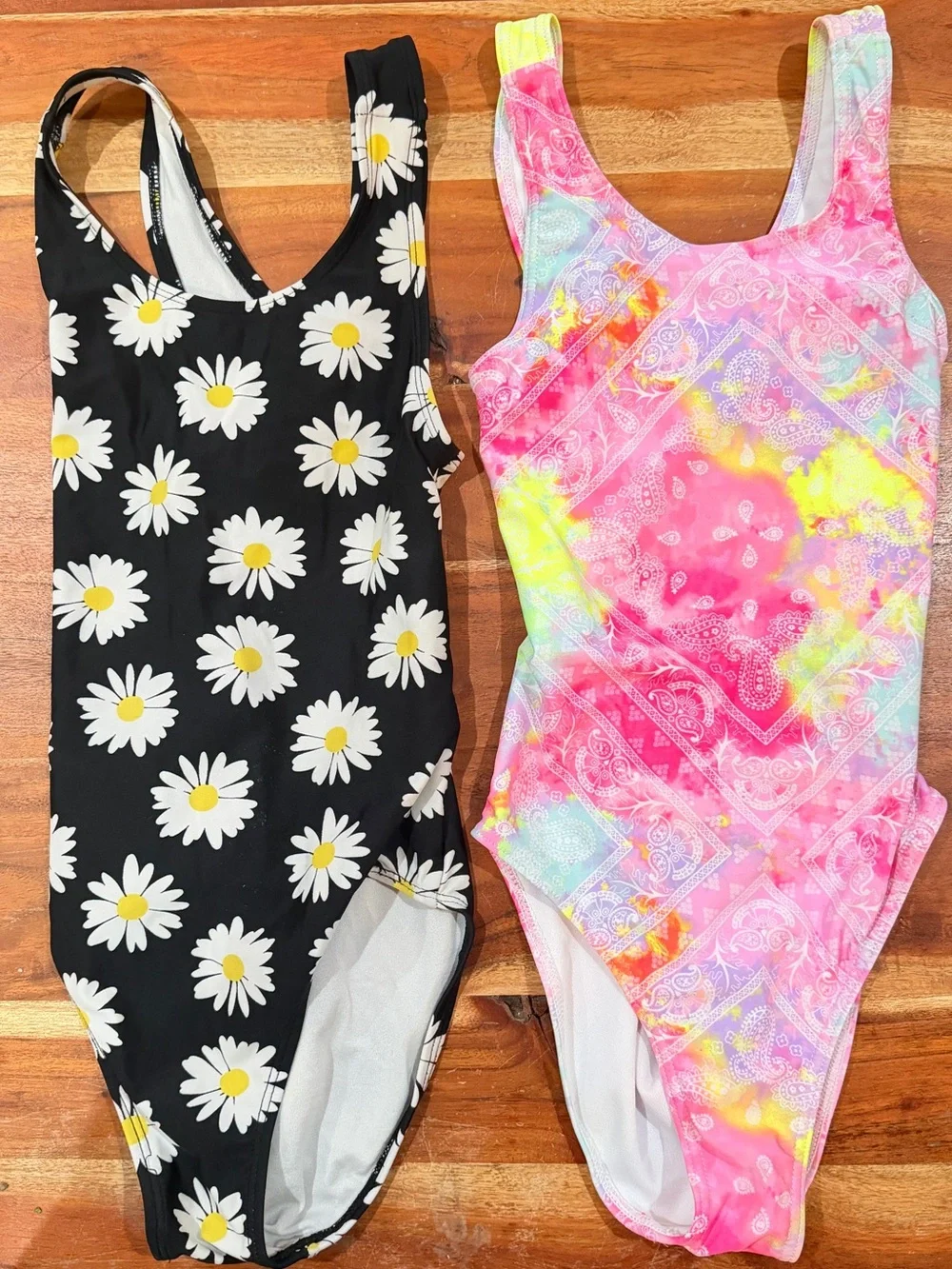 8LOT: Colorful Mixed Girls' Swimwear Bundle - Tropical & Floral Prints size 7/8